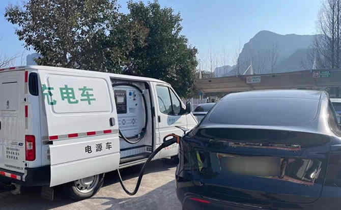 龙文区汽车搭电